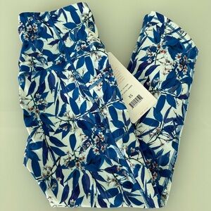 Gottex Lab capri pants. Brand new with tags. XS 12” on the waist, 30” long